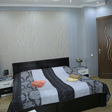 Guest House Beautiful Tbilisi On Khidistavi Street Kültér fotó