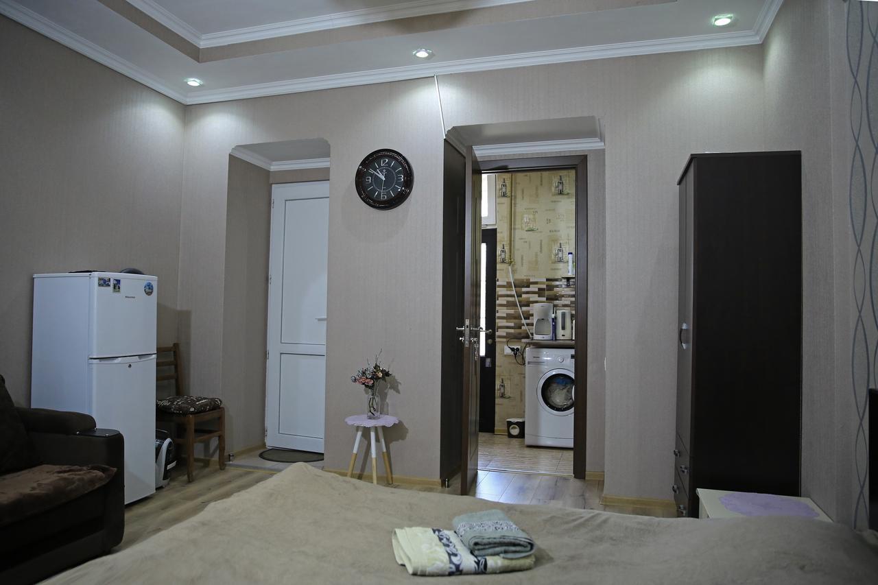 Guest House Beautiful Tbilisi On Khidistavi Street Kültér fotó