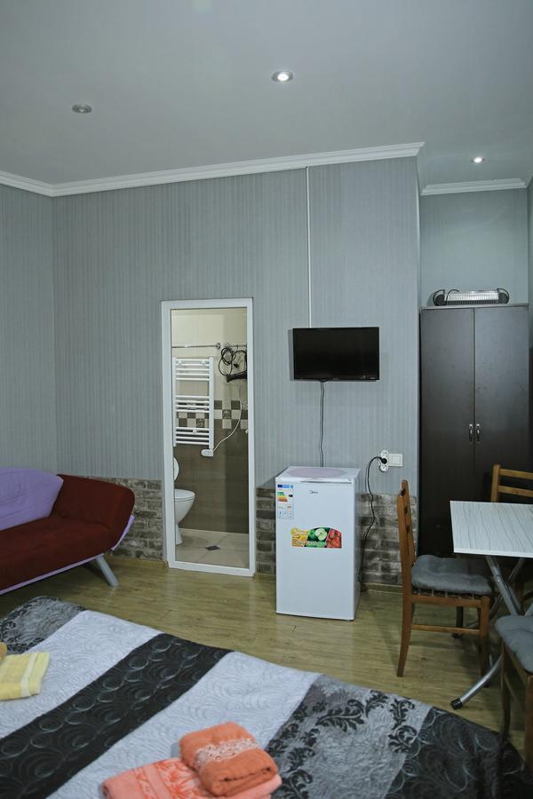 Guest House Beautiful Tbilisi On Khidistavi Street Kültér fotó
